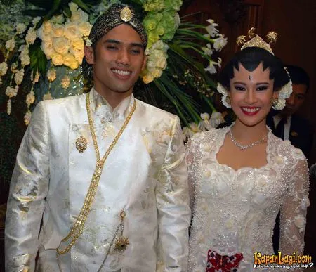 Foto Dian Sastrowardoyo