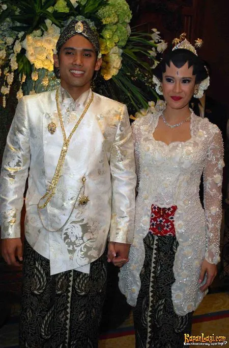 Foto Dian Sastrowardoyo