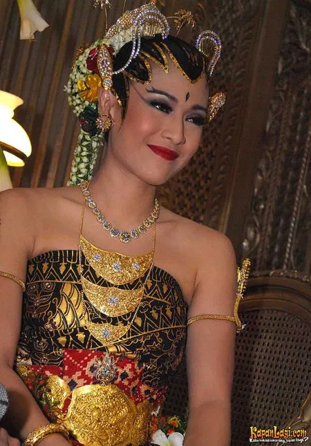 Foto Dian Sastrowardoyo