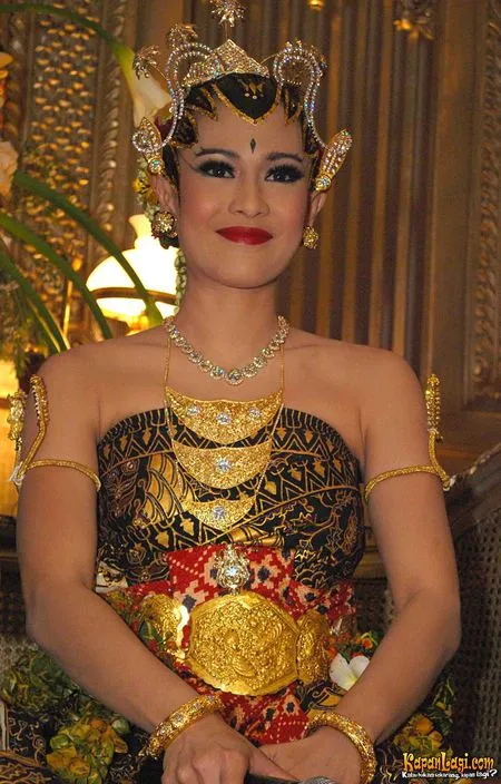 Foto Dian Sastrowardoyo