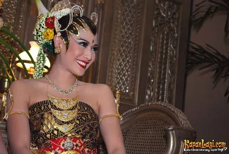 Foto Dian Sastrowardoyo