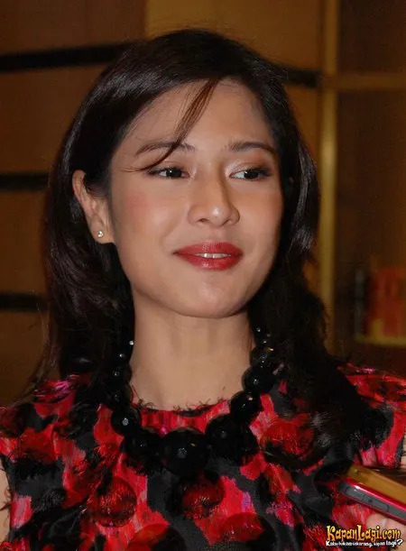 Foto Dian Sastrowardoyo