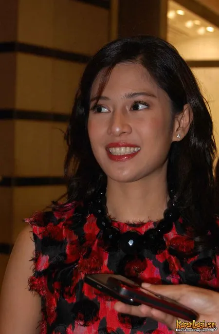 Foto Dian Sastrowardoyo