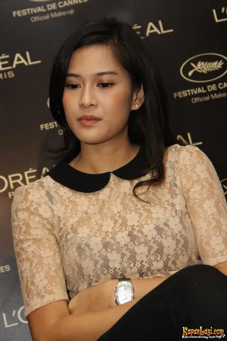 Foto Dian Sastrowardoyo