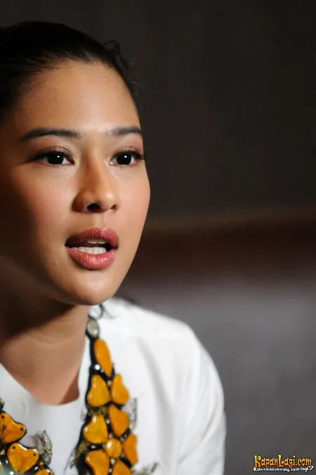 Foto Dian Sastrowardoyo