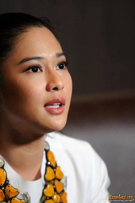 Foto Dian Sastrowardoyo