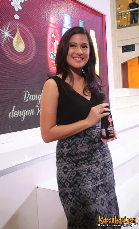 Foto Dian Sastrowardoyo