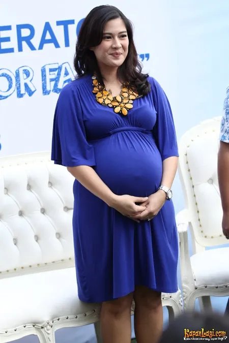 Foto Dian Sastrowardoyo