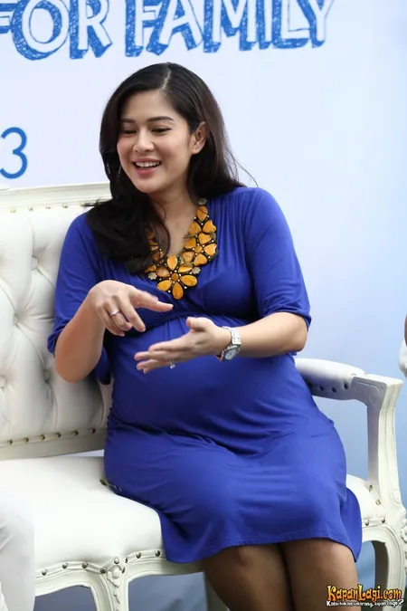 Foto Dian Sastrowardoyo