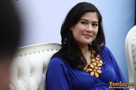 Foto Dian Sastrowardoyo