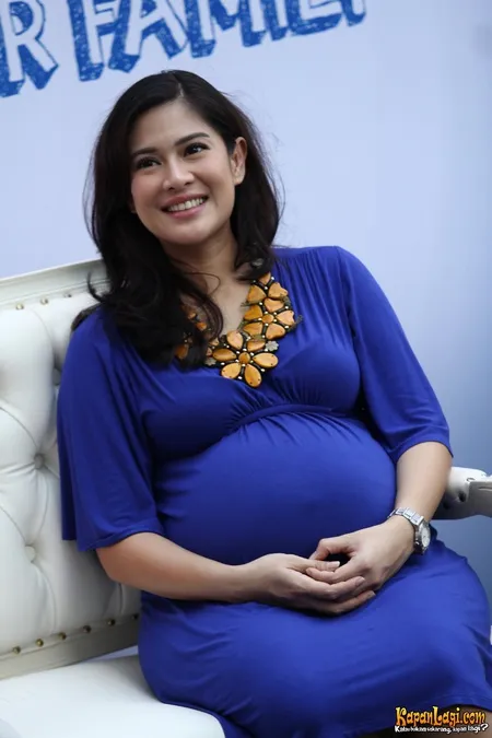 Foto Dian Sastrowardoyo