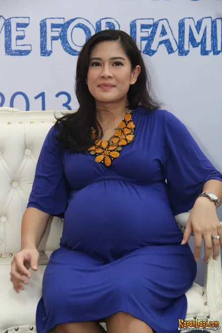 Foto Dian Sastrowardoyo