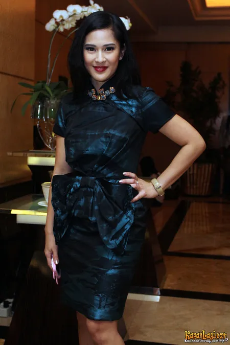 Foto Dian Sastrowardoyo