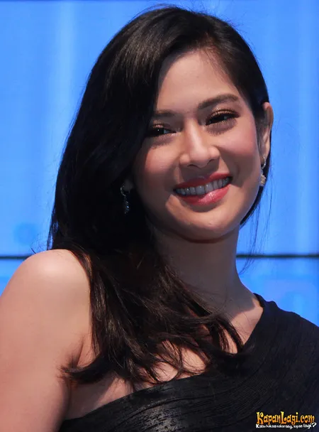 Foto Dian Sastrowardoyo