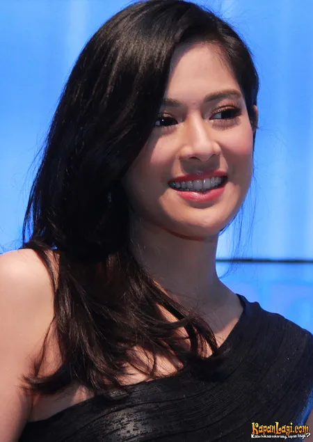 Foto Dian Sastrowardoyo