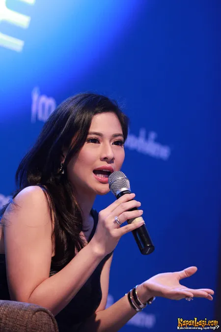 Foto Dian Sastrowardoyo