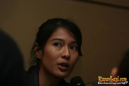 Foto Dian Sastrowardoyo