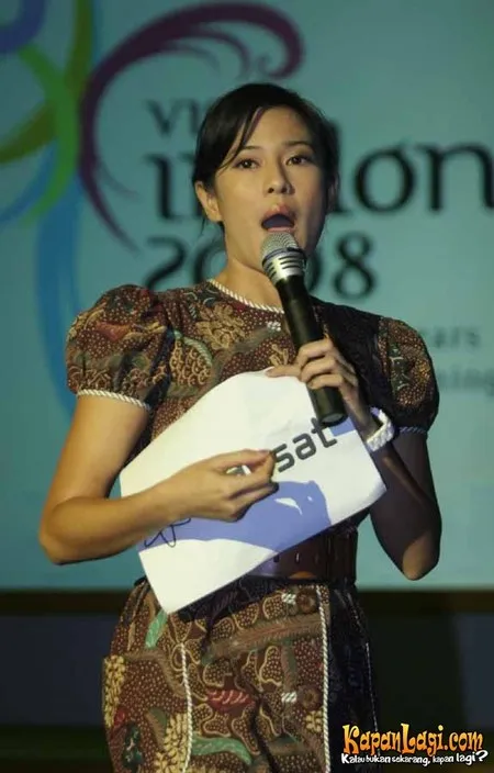 Foto Dian Sastrowardoyo
