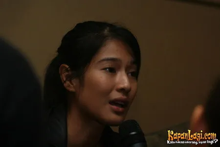 Foto Dian Sastrowardoyo