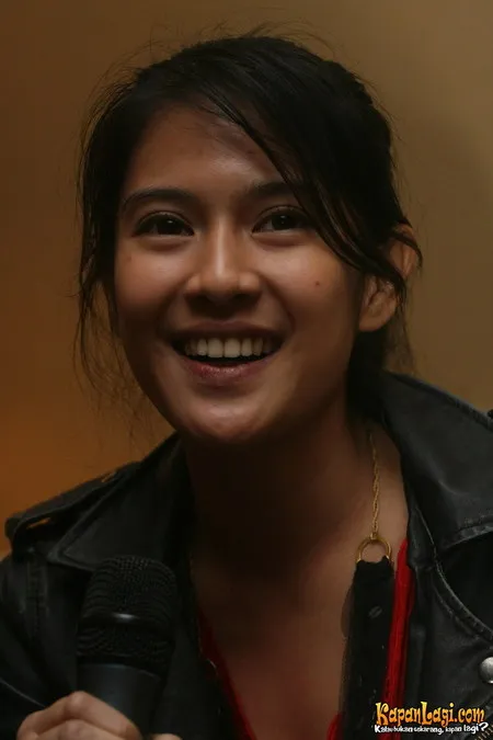 Foto Dian Sastrowardoyo