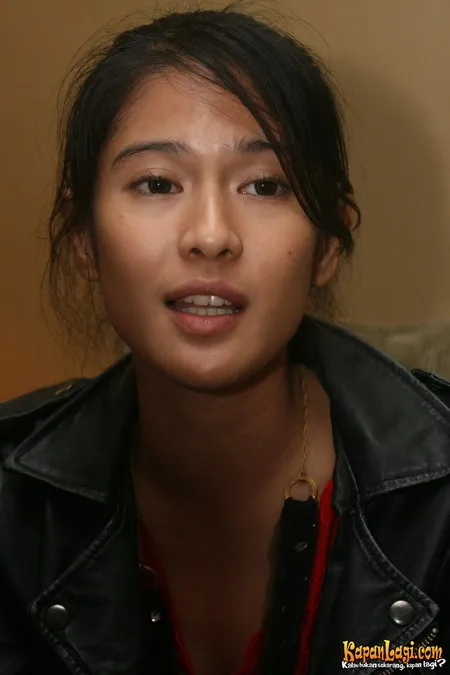 Foto Dian Sastrowardoyo