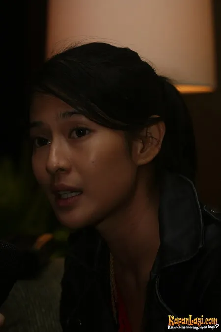 Foto Dian Sastrowardoyo