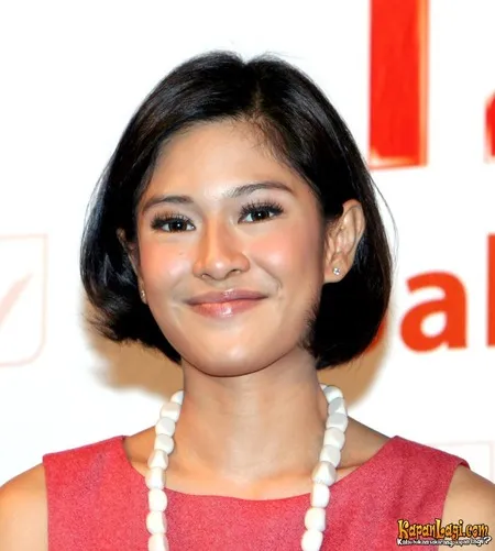 Foto Dian Sastrowardoyo