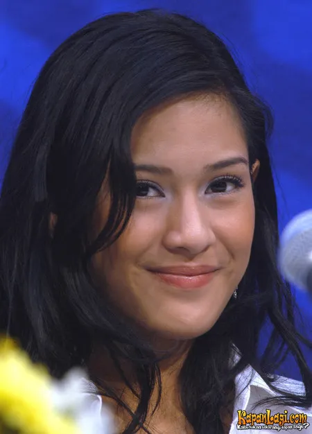 Foto Dian Sastrowardoyo
