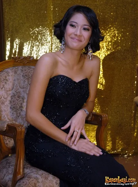 Foto Dian Sastrowardoyo