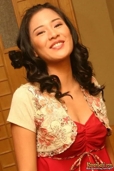 Foto Dian Sastrowardoyo