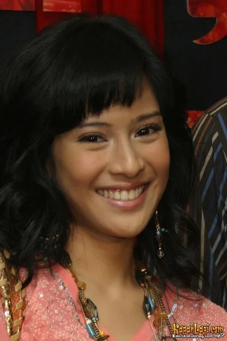 Foto Dian Sastrowardoyo