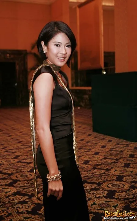 Foto Dian Sastrowardoyo