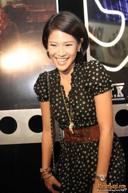 Foto Dian Sastrowardoyo