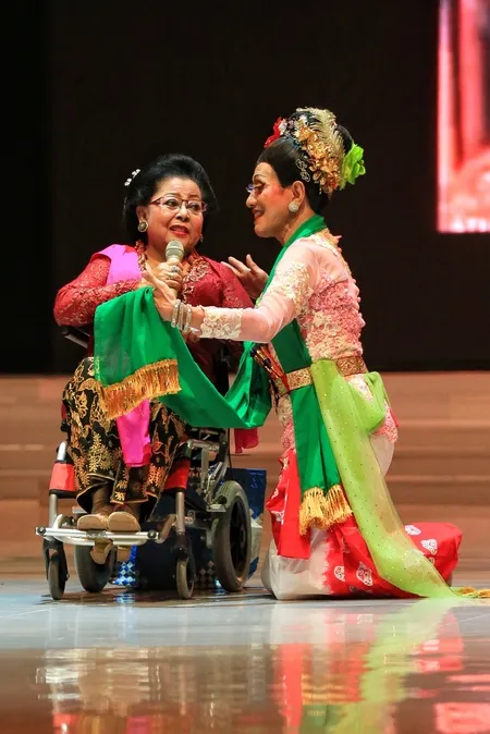 Foto Didik Nini Thowok