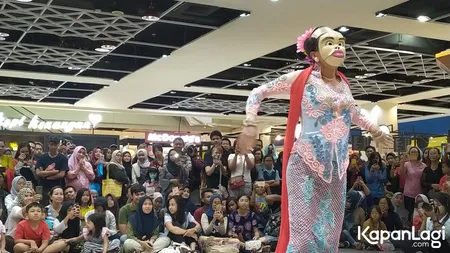 Foto Didik Nini Thowok