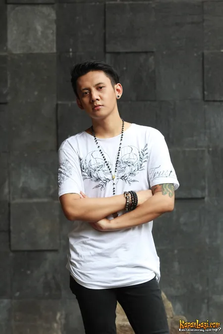 Foto Dika Eighteen Plus Band