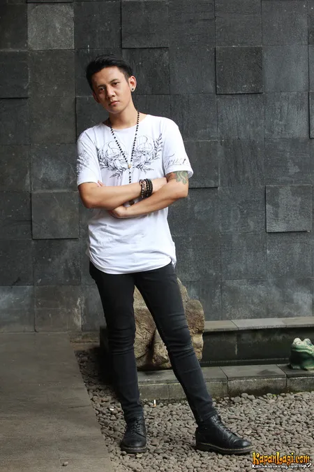 Foto Dika Eighteen Plus Band