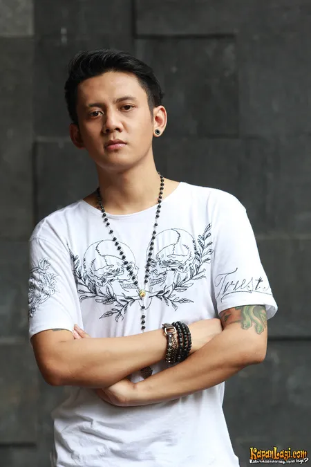 Foto Dika Eighteen Plus Band