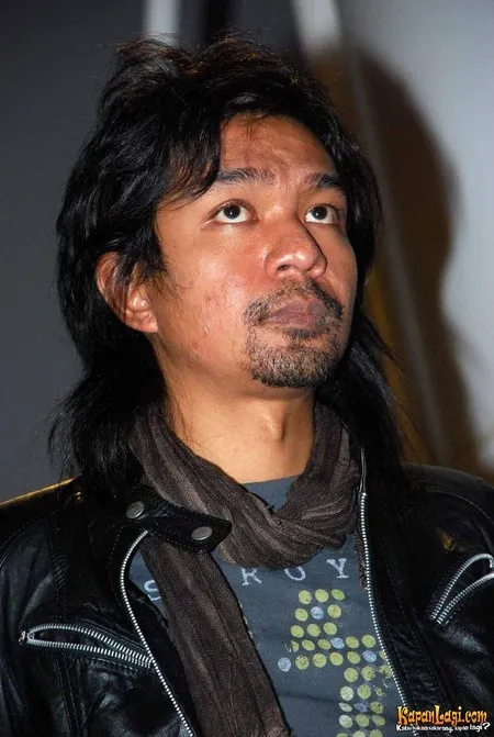 Foto Dimas Djayadiningrat