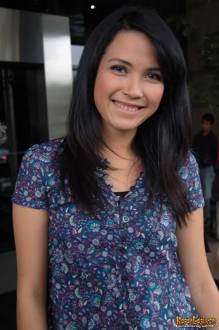 Foto Dinda Kanyadewi