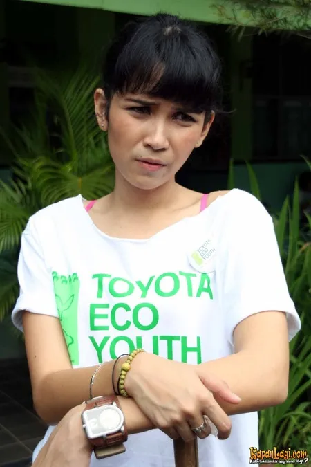 Foto Dinda Kanyadewi