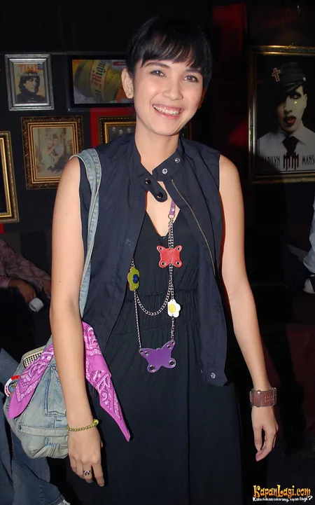 Foto Dinda Kanyadewi