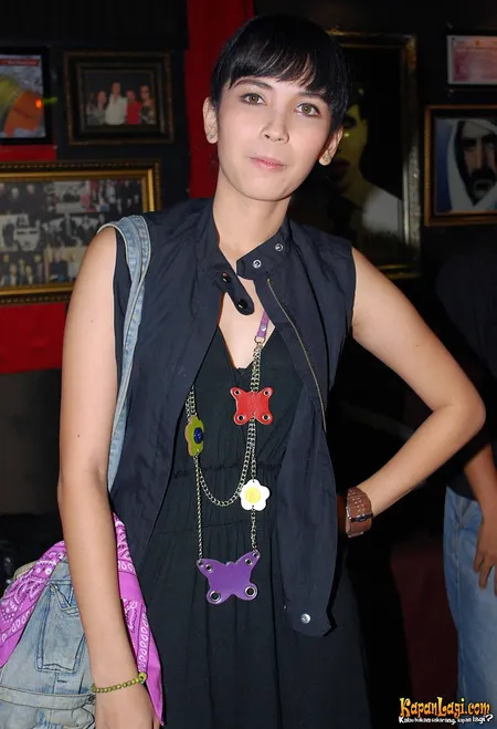 Foto Dinda Kanyadewi