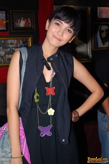 Foto Dinda Kanyadewi