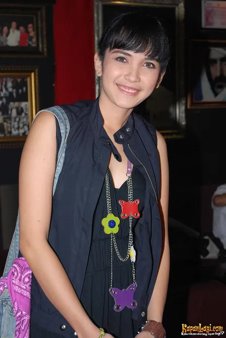 Foto Dinda Kanyadewi