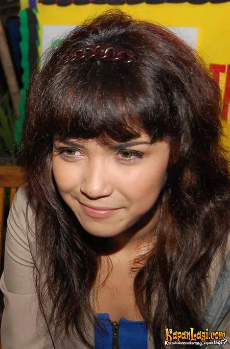 Foto Dinda Kanyadewi