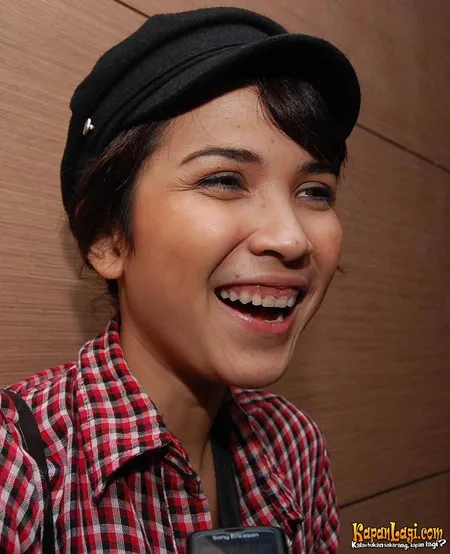 Foto Dinda Kanyadewi