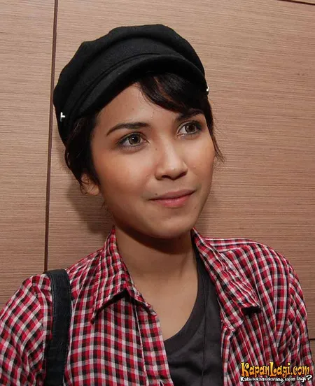 Foto Dinda Kanyadewi