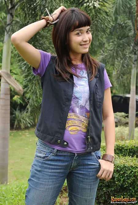 Foto Dinda Kanyadewi