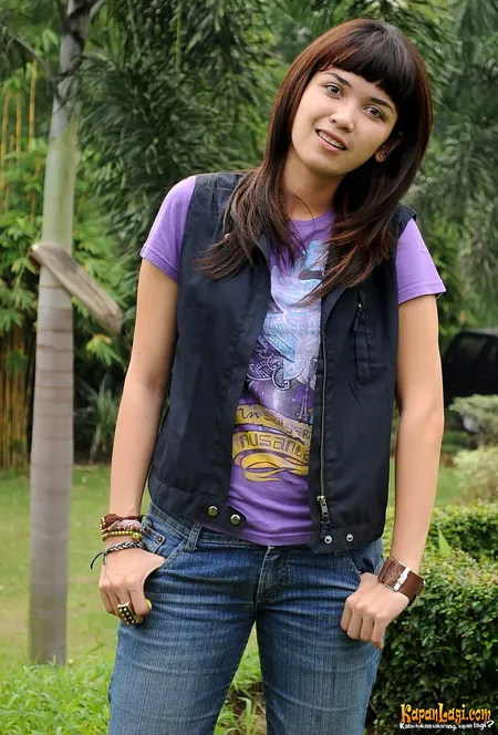 Foto Dinda Kanyadewi